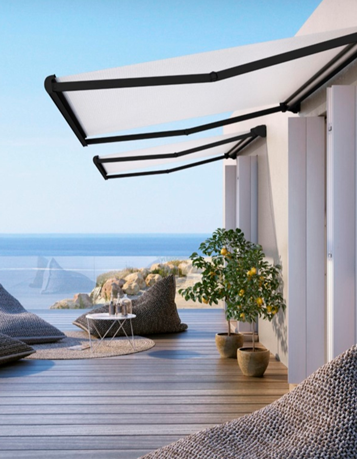 TOLDOS DE BRAÇOS RETRÁTEIS